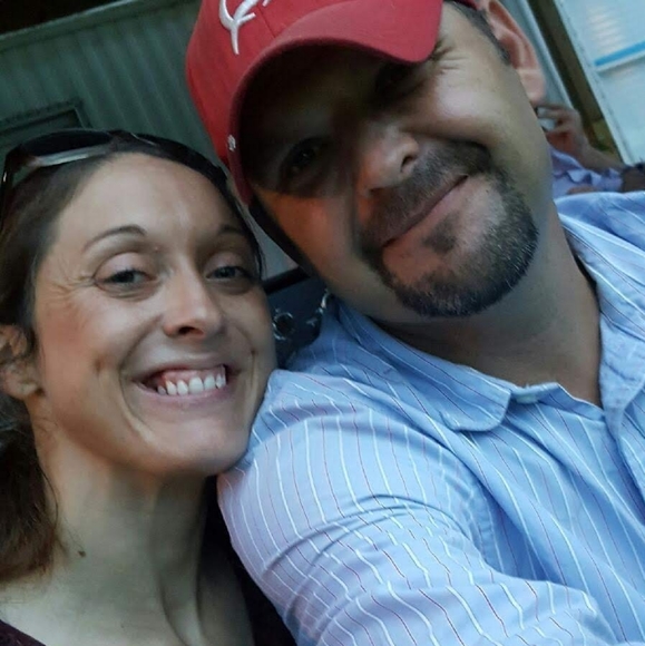 Meet your Posher, Danielle - Picture 2 of 8